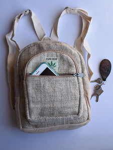 Handgjord liten ryggsäck av hampa
